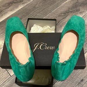 J.CREW Size 7 Anya Scrunchie Ballet Flats in Suede Brilliant Kelly Green